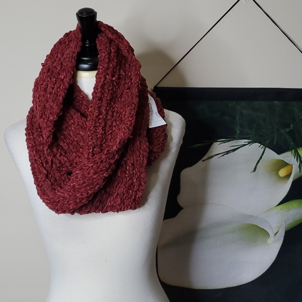 NWT Cejon Popcorn Knit Infinity Scarf